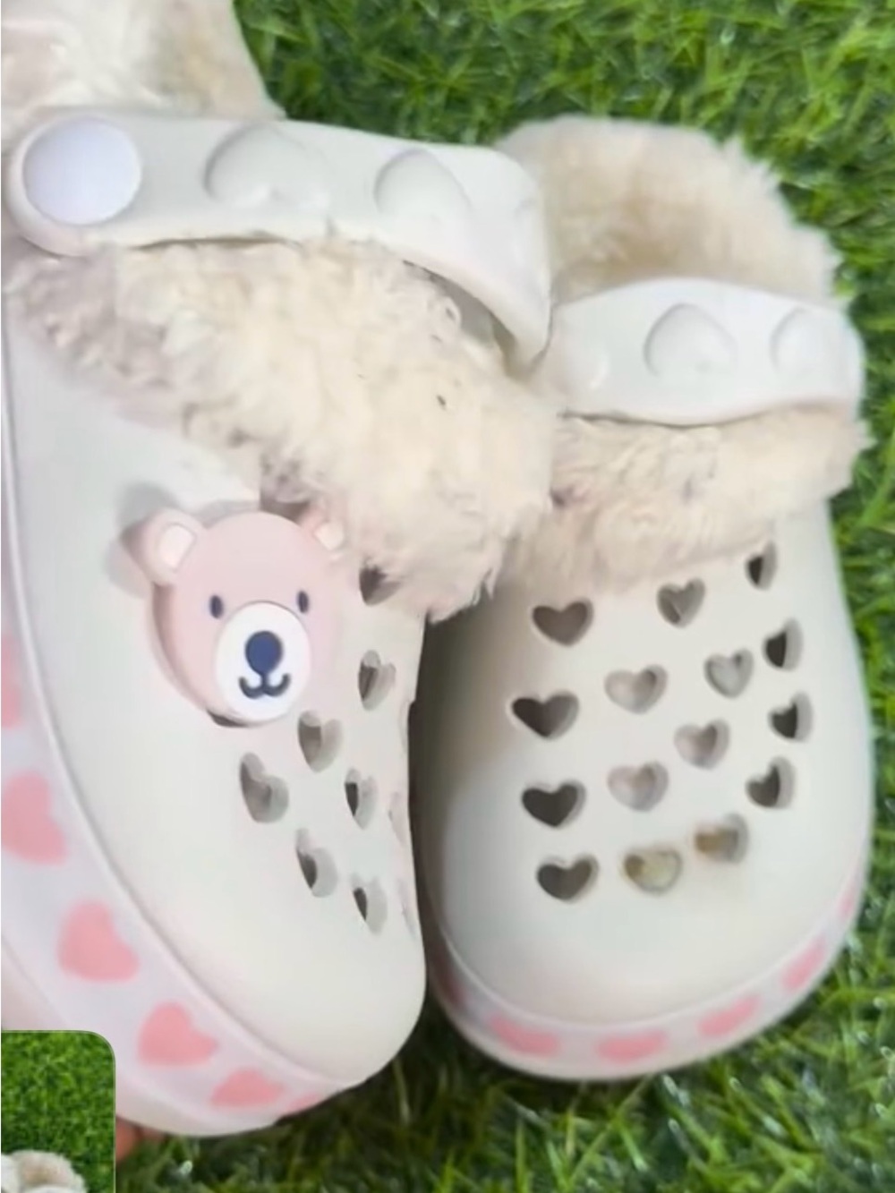 3-Pair Kids Slipper Bundle lot set Cream tan Bright Green toddle shoe
Size 4